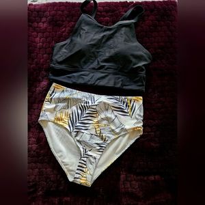 Shein 2 piece swimsuit, large, black, and white